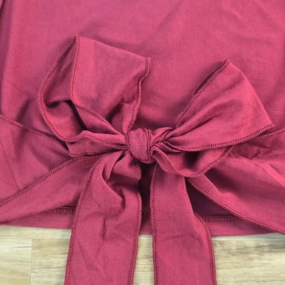 ☔️🩵⏭️NWT Burgundy Open Back Crop Long Sleeve Top Medium